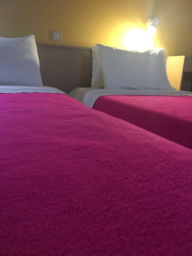 Galaxy Hotel Karystos  Eksteriør billede